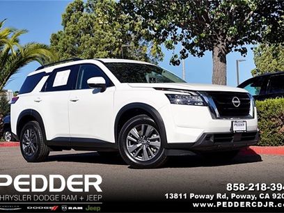 Used 2023 Nissan Pathfinder SV