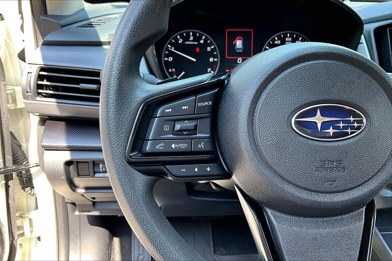Used 2025 Subaru Crosstrek 2.5i Premium AWD/4WD image 10