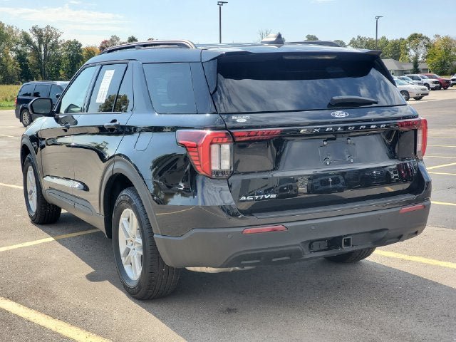 New 2027 Ford Explorer Active AWD/4WD image 3