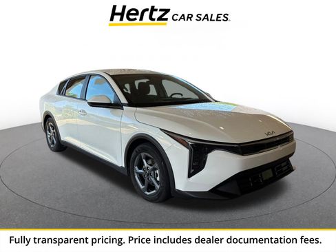 Used 2025 Kia K4 FWD image 1