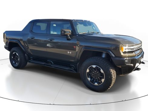 New 2025 GMC Hummer EV 3X w/ Extreme Off-Road Package image 2