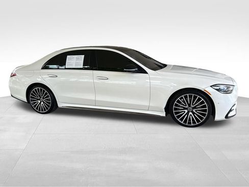 Used 2023 Mercedes-Benz S 580 4MATIC Sedan image 3