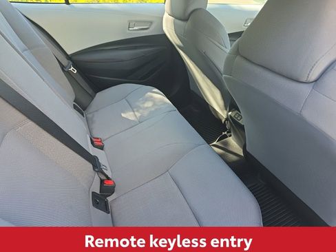 Used 2024 Toyota Corolla SE image 16