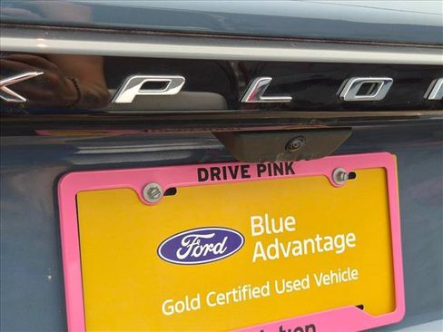 Used 2025 Ford Explorer Active AWD/4WD image 14
