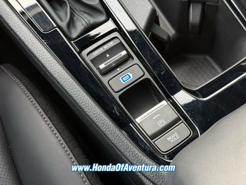 Used 2024 Honda Accord Sport image 16