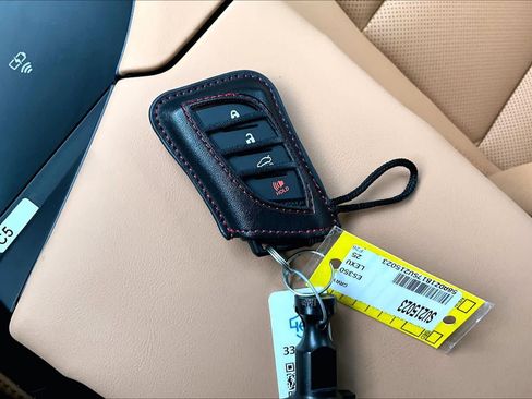 Used 2025 Lexus ES 350 w/ Premium Package FWD image 15