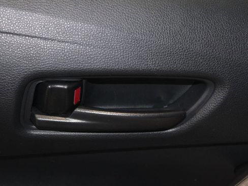 Used 2024 Toyota Corolla LE FWD image 8