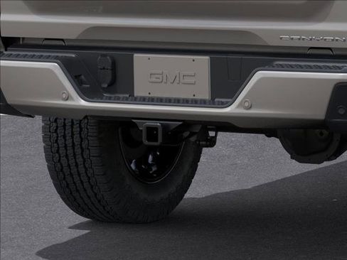 Used 2026 GMC Canyon Denali AWD/4WD image 14