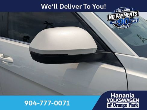 Used 2026 Volkswagen Atlas SE FWD image 11