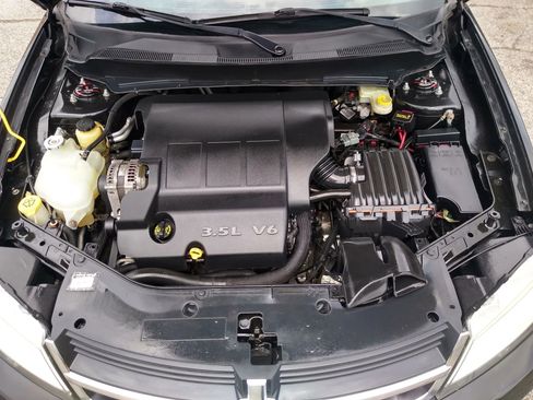 Used 2010 Dodge Avenger R/T w/ Navigation & Sound Group I image 21