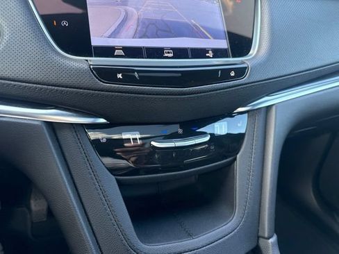 Used 2023 Cadillac XT5 Premium Luxury AWD/4WD image 9