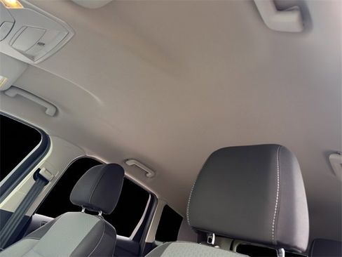 Used 2017 Ford Escape SE w/ Equipment Group 201A image 24