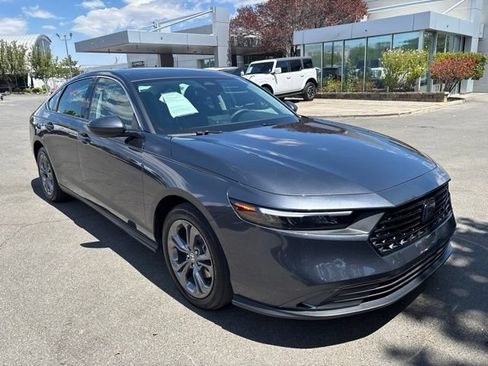Used 2024 Honda Accord EX image 8