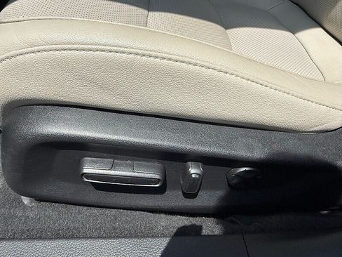 Used 2019 Honda Accord EX-L image 39