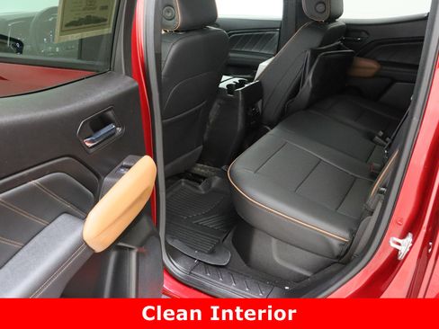 Used 2024 GMC Canyon AT4 w/ AT4 Premium Package image 29