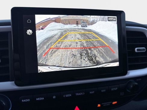 Certified 2025 Hyundai Venue Limited image 26