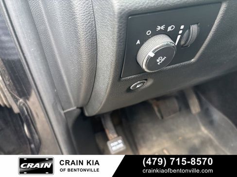 Used 2015 Jeep Grand Cherokee Limited w/ Luxury Group II RWD image 14