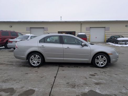 Used 2007 Ford Fusion SEL image 4