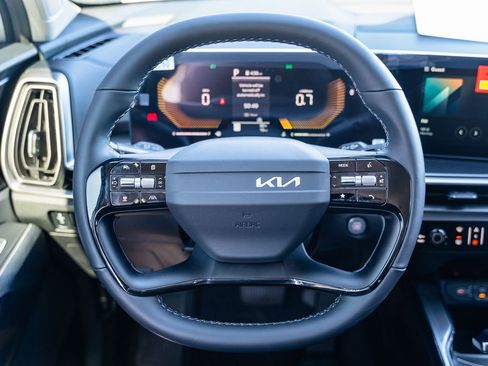 New 2026 Kia Sorento LX FWD image 19