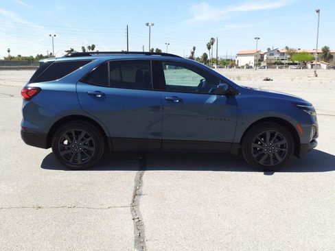 Used 2024 Chevrolet Equinox RS w/ LPO, Floor Liner Package image 4