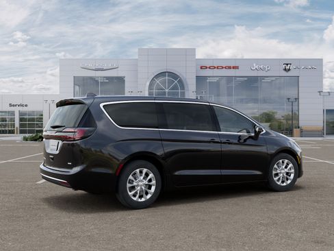 New 2027 Chrysler Pacifica Select AWD/4WD image 30