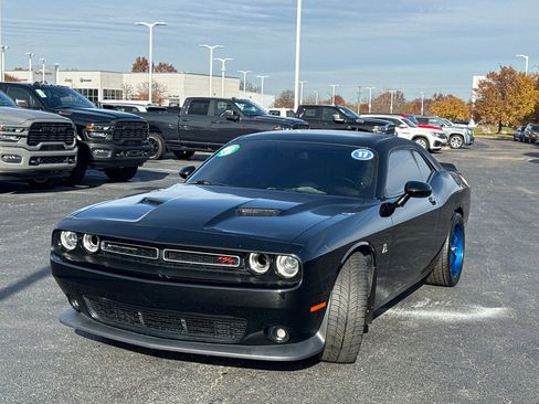 Used 2017 Dodge Challenger R/T Scat Pack image 7