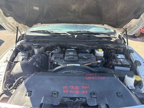 Used 2018 RAM 3500 Tradesman w/ Chrome Appearance Group AWD/4WD image 24