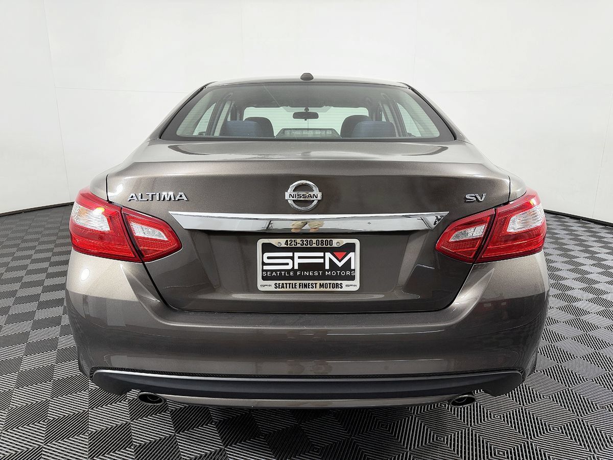 Used 2017 Nissan Altima 2.5 SV FWD image 10