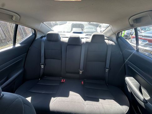 Used 2025 Nissan Altima 2.5 SV image 38