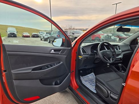 Used 2017 Hyundai Tucson SE FWD image 12