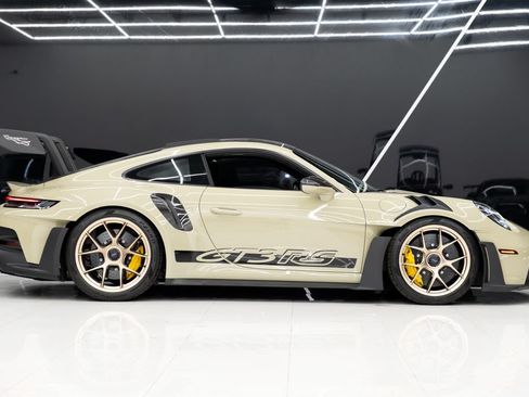Used 2024 Porsche 911 GT3 RS RWD image 9