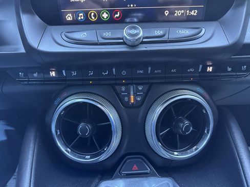 Used 2019 Chevrolet Camaro SS image 26