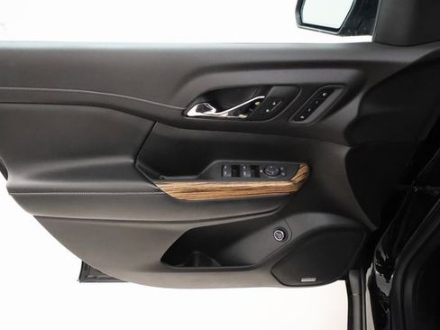 Used 2019 GMC Acadia Denali w/ LPO, Floor Liner Package image 7