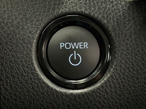 New 2026 Toyota Camry LE FWD image 33