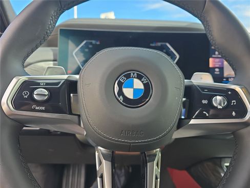 Certified 2025 BMW 740i w/ Premium Package image 21
