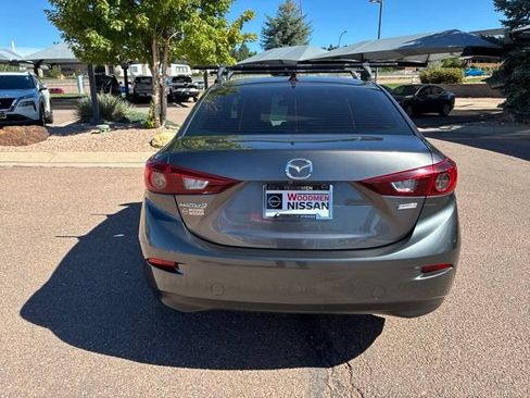 Used 2018 MAZDA MAZDA3 Sport FWD image 6