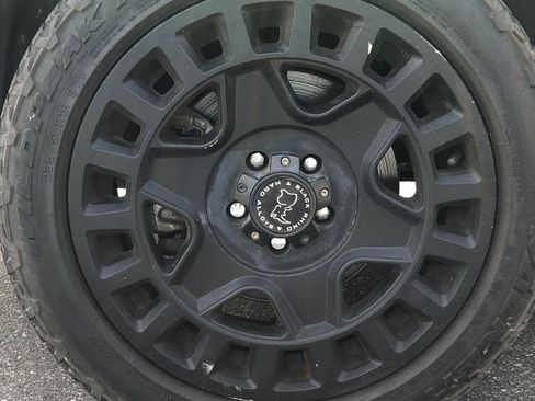 Used 2018 Jeep Renegade Latitude image 10