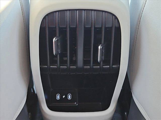 Used 2025 Hyundai Kona SEL FWD image 16