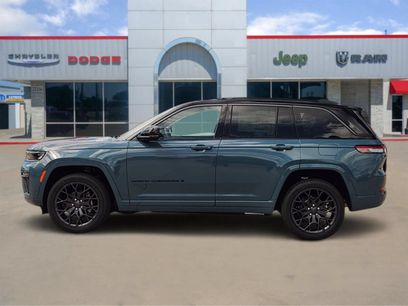 New 2026 Jeep Grand Cherokee Summit w/ Obsidian Package