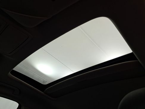 Used 2010 Acura TSX Sedan image 6