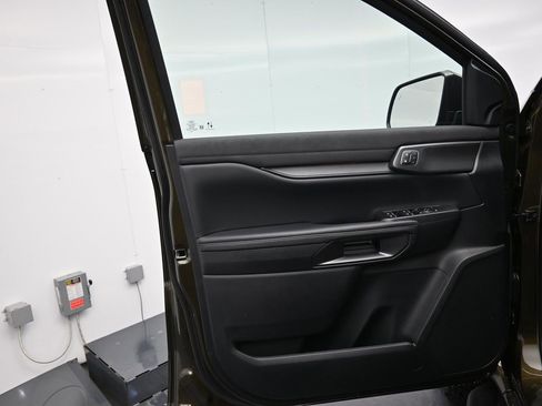 New 2025 Ford Ranger Raptor image 9