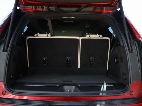 Used 2021 Cadillac Escalade Sport w/ Driver Assist Tech Package image 22