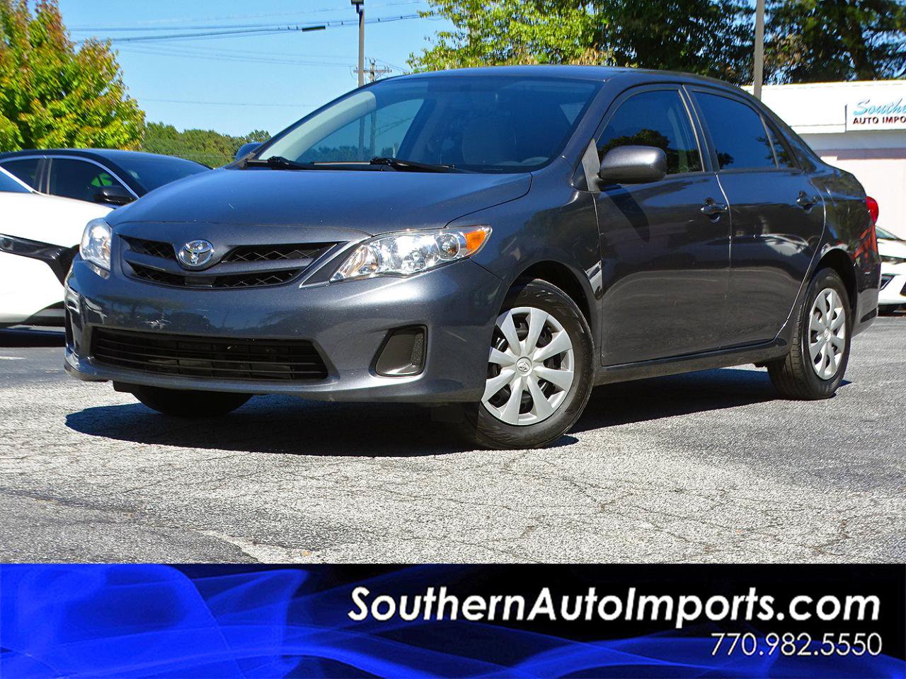 Used 2011 Toyota Corolla LE FWD image 1