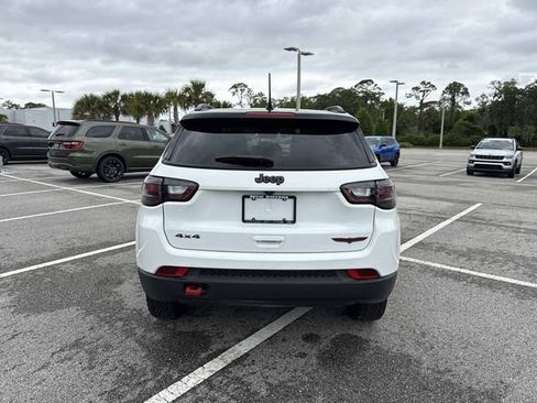 Used 2022 Jeep Compass Trailhawk w/ Trailhawk Elite Group image 4