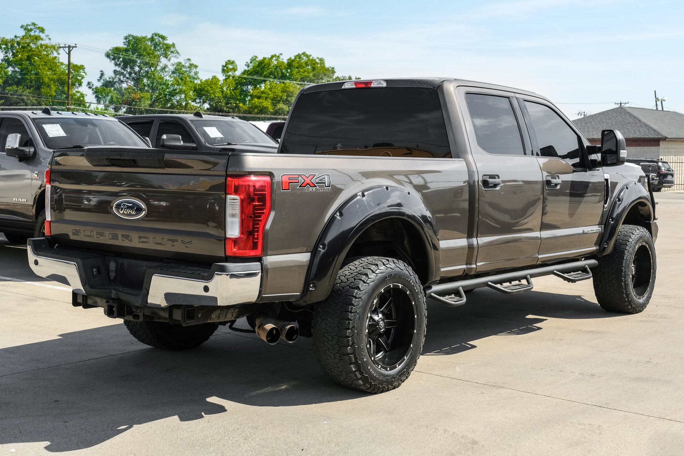 Used 2017 Ford F250 XLT w/ XLT Value Package AWD/4WD image 8