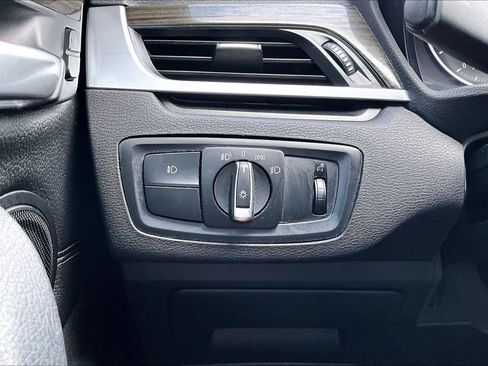 Used 2017 BMW X1 xDrive28i AWD/4WD image 29