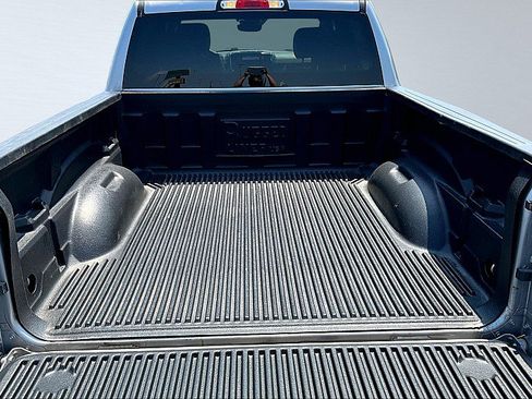 Used 2024 RAM 1500 Laramie RWD image 15