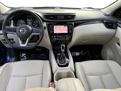 Used 2019 Nissan Rogue Sport SL w/ Premium Package AWD/4WD image 13