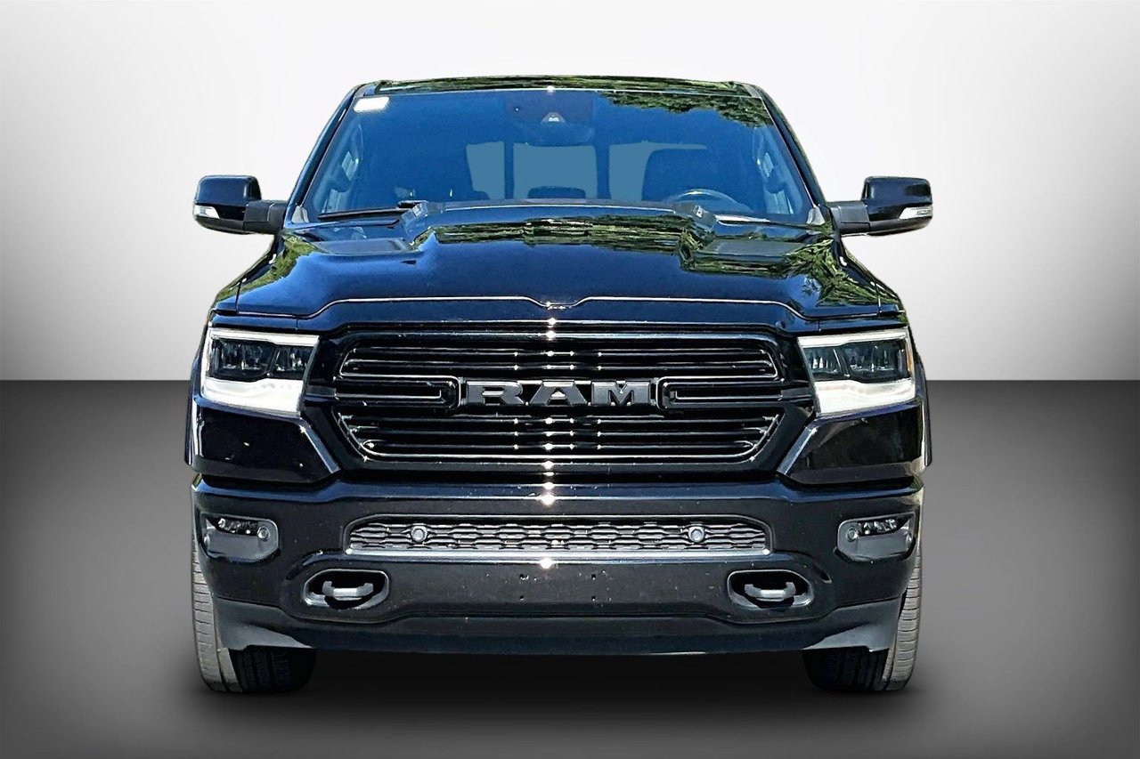 Used 2022 RAM 1500 Laramie AWD/4WD image 3