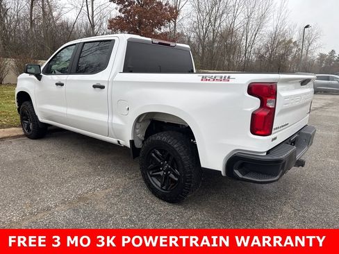 Used 2019 Chevrolet Silverado 1500 Custom Trail Boss w/ Custom Convenience Package image 4